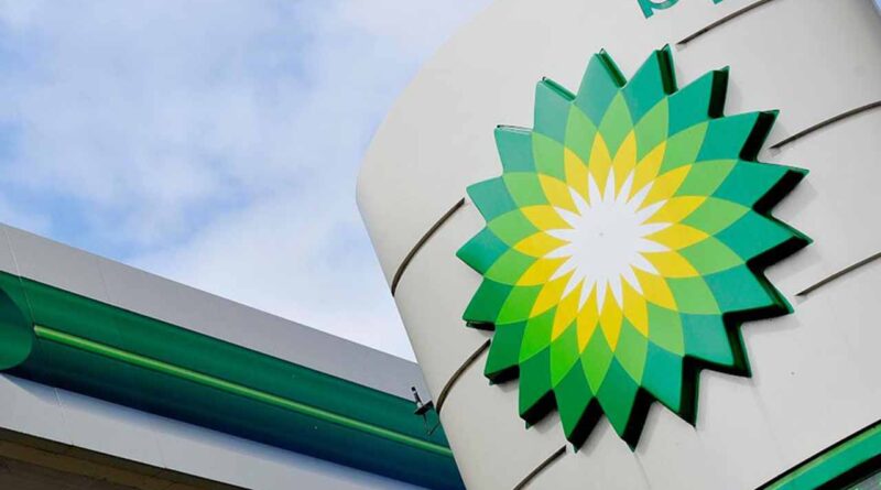 Globale Schockwellen: Ölkonzerne im Spannungsfeld von geopolitischen Krisen und Marktdynamiken 2026