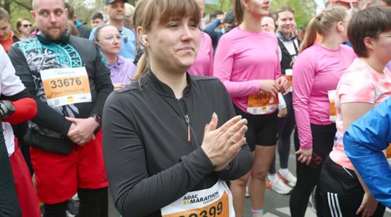 Politischer Dauerlauf: Ricarda Lang und ihr symbolträchtiger Halbmarathon in Hannover